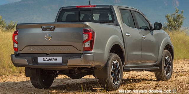 Nissan Navara Double Cab 2.5DDTI LE/LE Plus 4x4 Auto photo 3