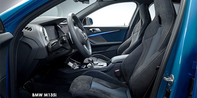 BMW 1 Series M135i xDrive (F40) photo 5