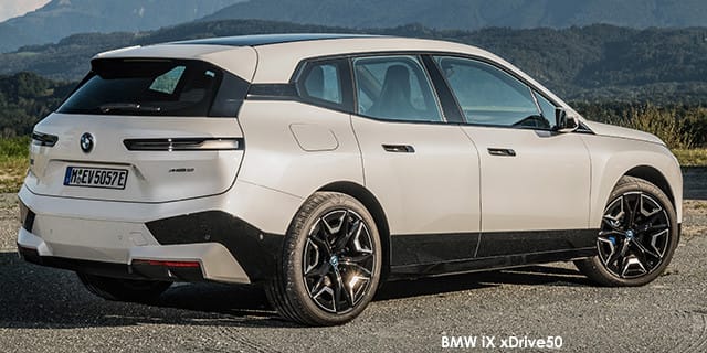 BMW iX xDrive50 photo 5