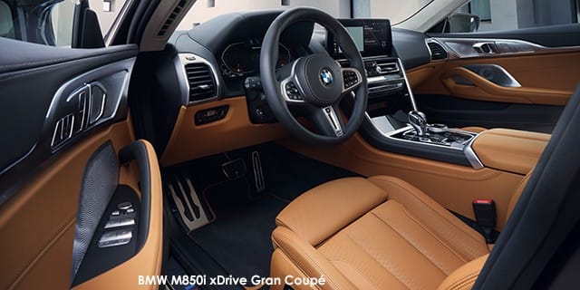 BMW 8 Series photo 5