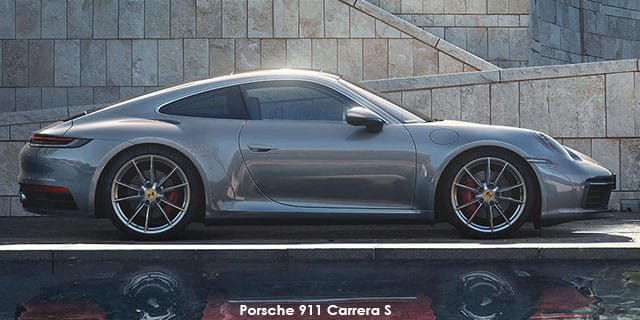 Porsche Carrera 992 photo 3