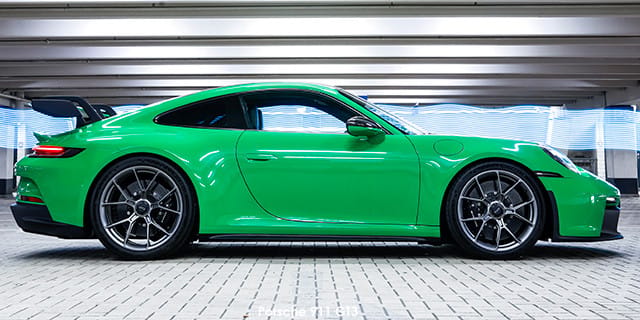 Porsche GT3 photo 2