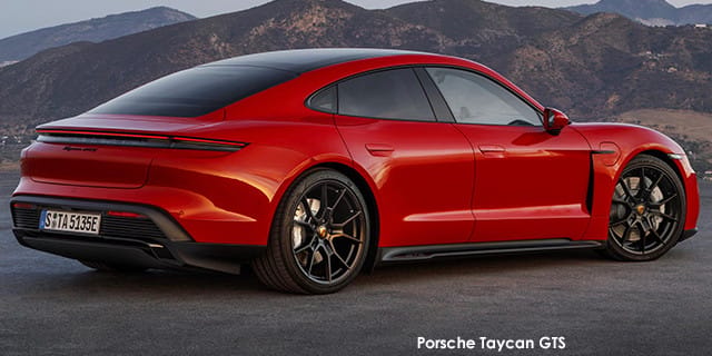 Porsche Taycan photo 3