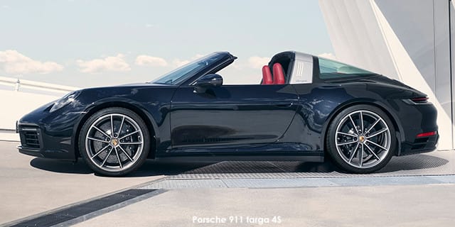 Porsche 911 Targa 4S photo 2