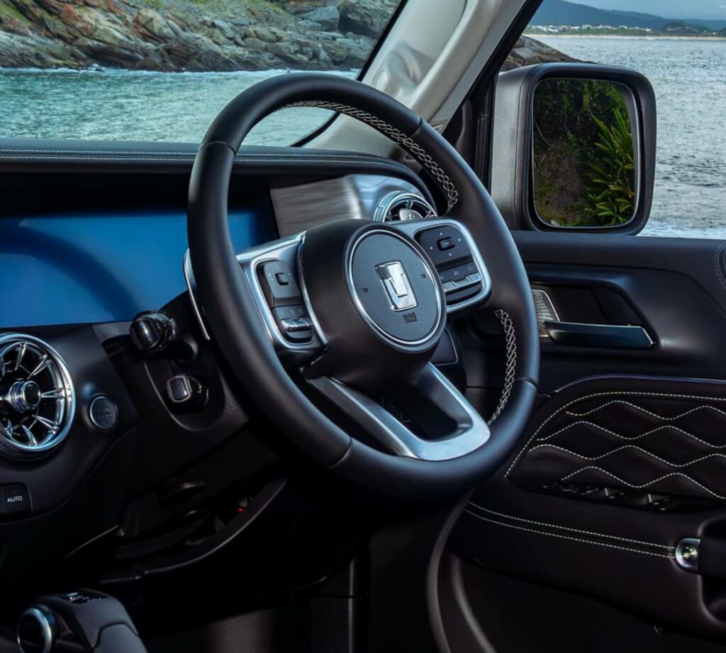 GWM TANK 300 2.0T ULTRA LUXURY HYBRID 4X4 A/T - Interior View