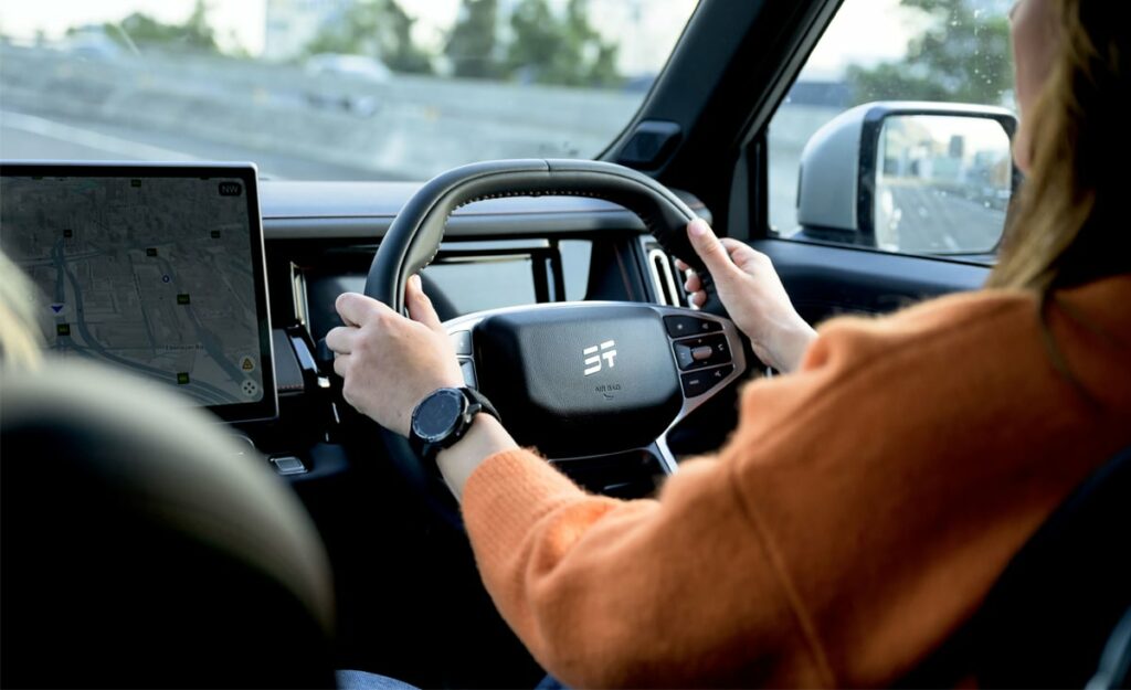 JETOUR T2 2.0T ODYSSEY - Side View