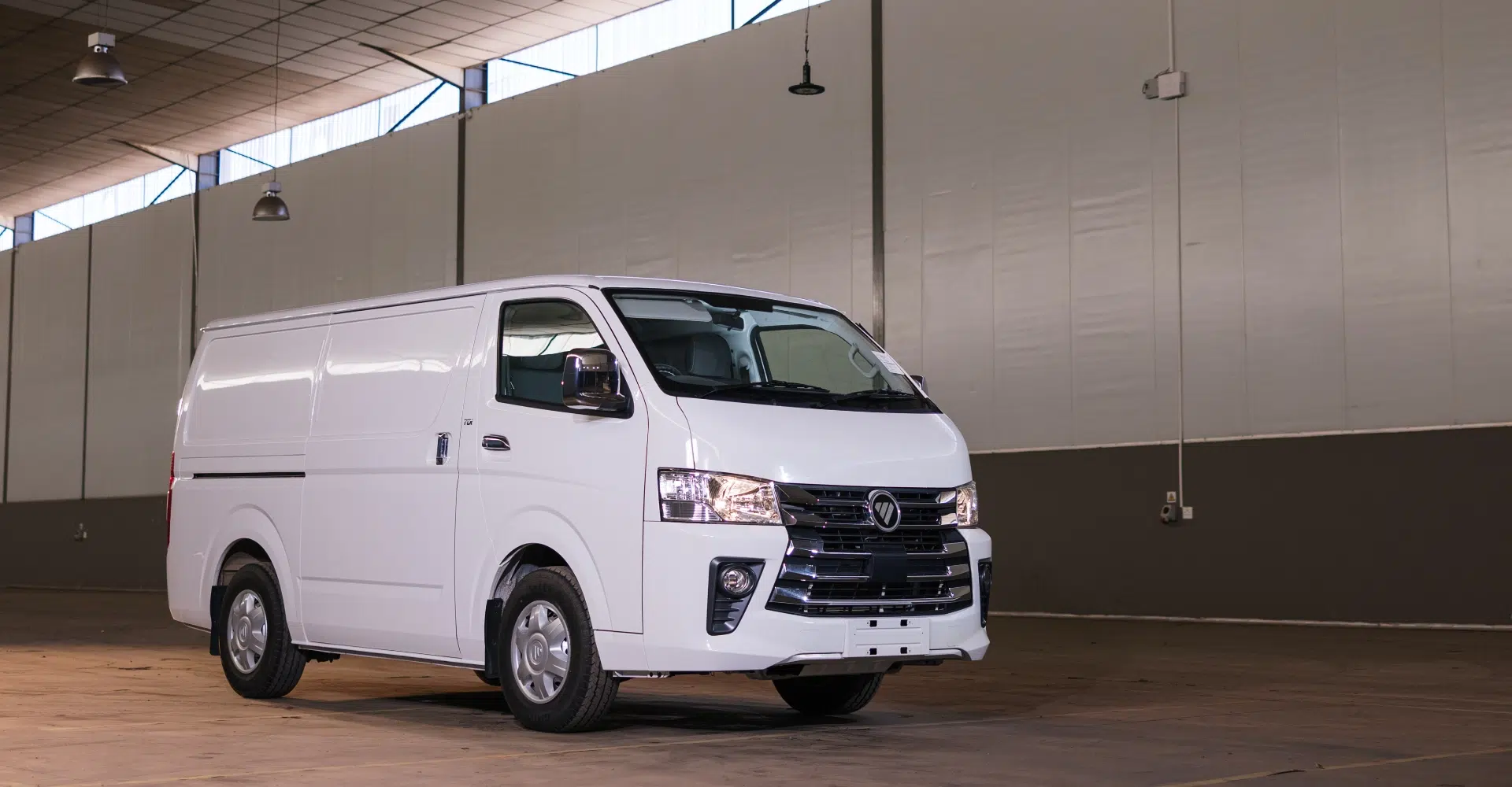 FOTON VIEW CS2 2.0D HR F/C P/V Banner Image