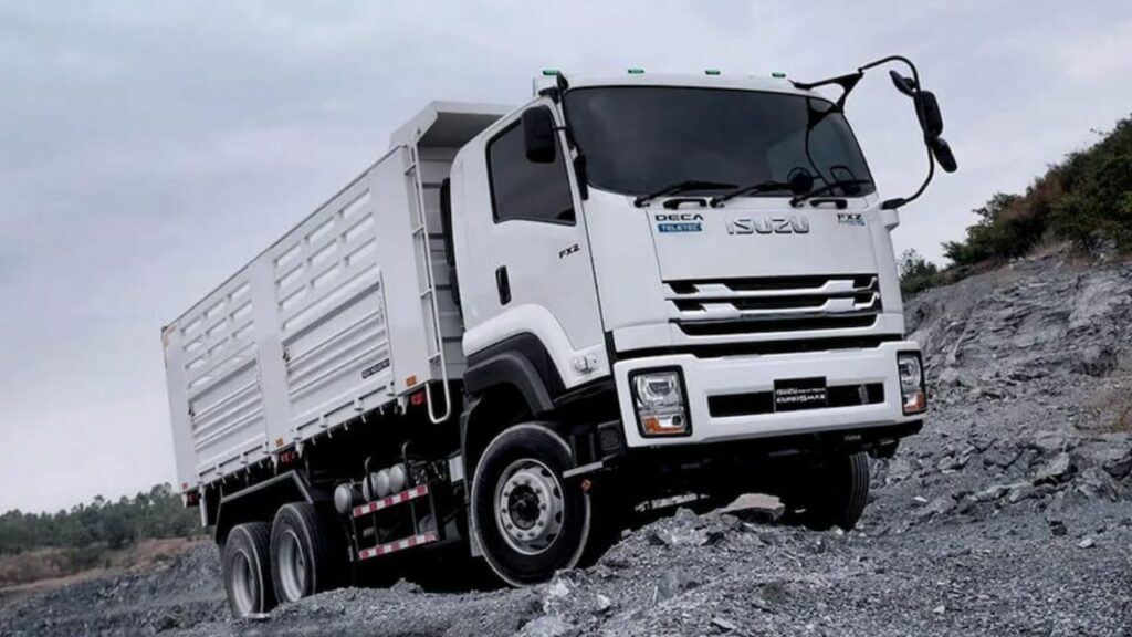 ISUZU EXTRA HEAVY COMMERCIAL TRUCK