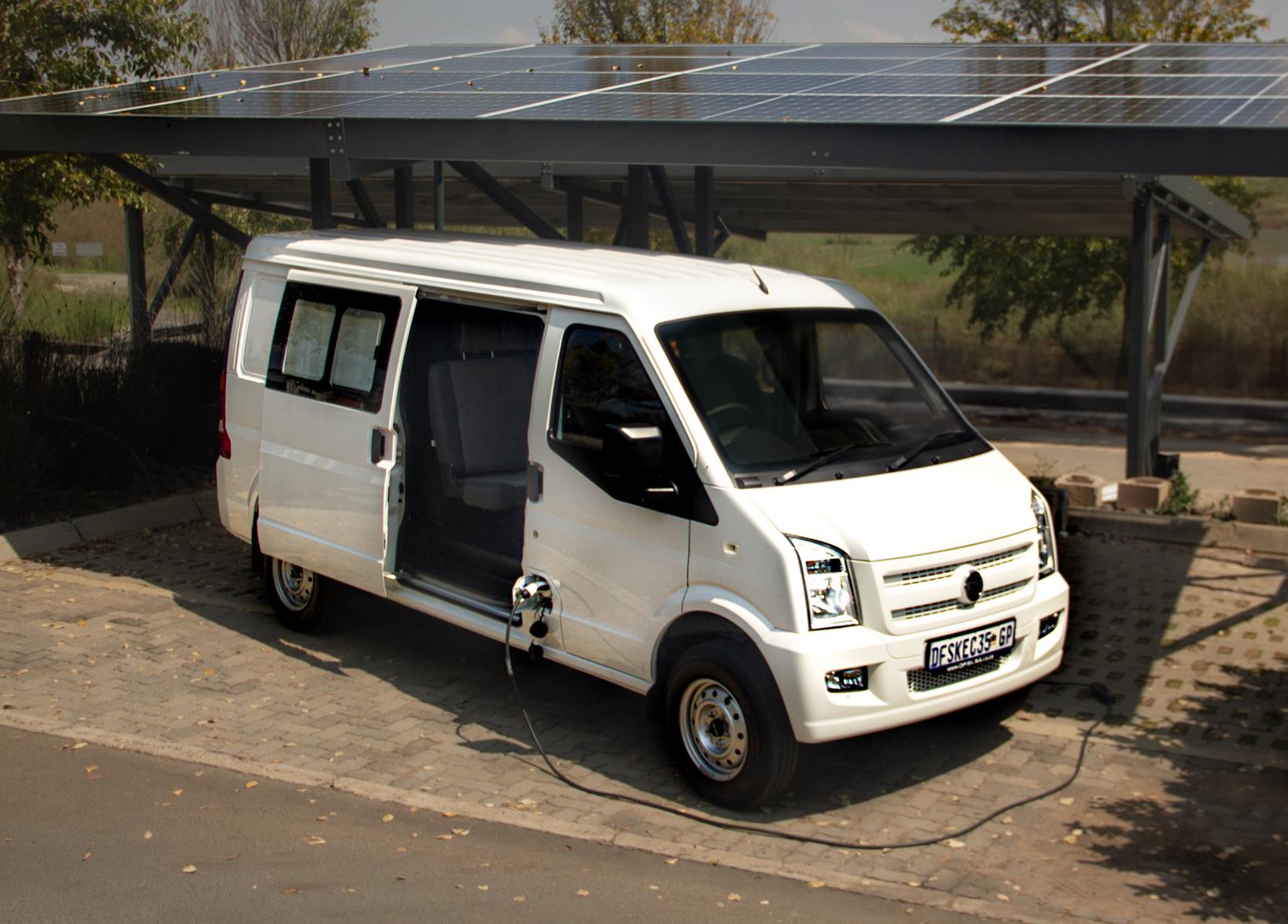 DFSK C35 Crew Bus