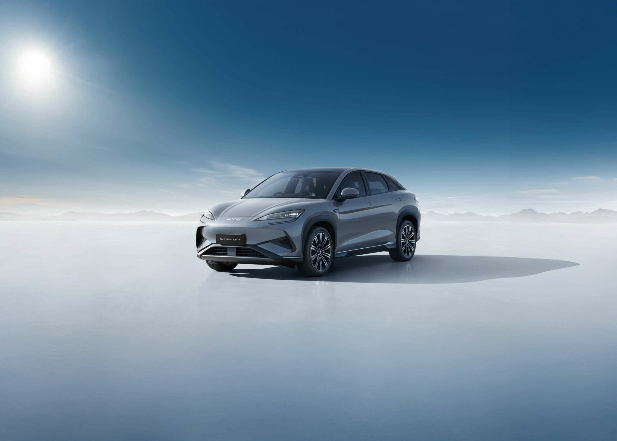 BYD SEALION 7