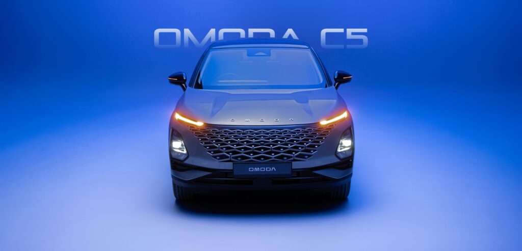 OMODA C5 1.6T GT - Front View