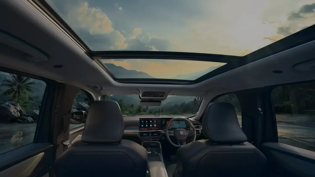 RENAULT DUSTER 1.3T ICONIC EDC - Interior View