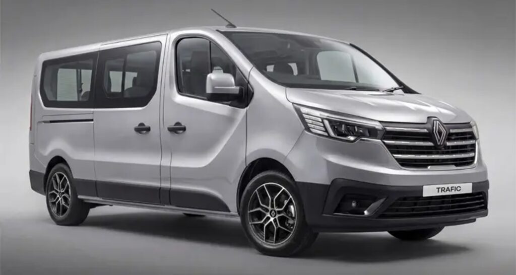 RENAULT TRAFIC PASSENGER