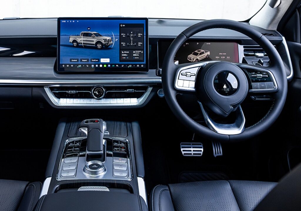 GWM P500 3.0TD ULTRA LUXURY 4X4 A/T D/C P/U - Interior View