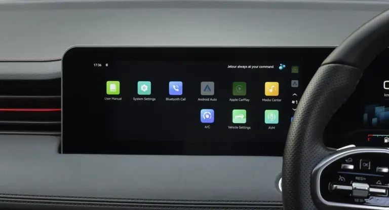 Jetour Dashing: Dual 10.25" Infotainment Display