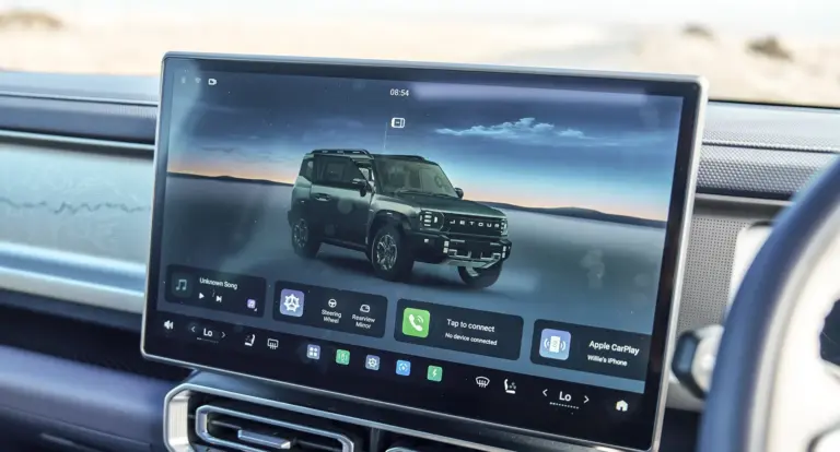 Jetour T2 i-DM: 15.6-inch Touchscreen